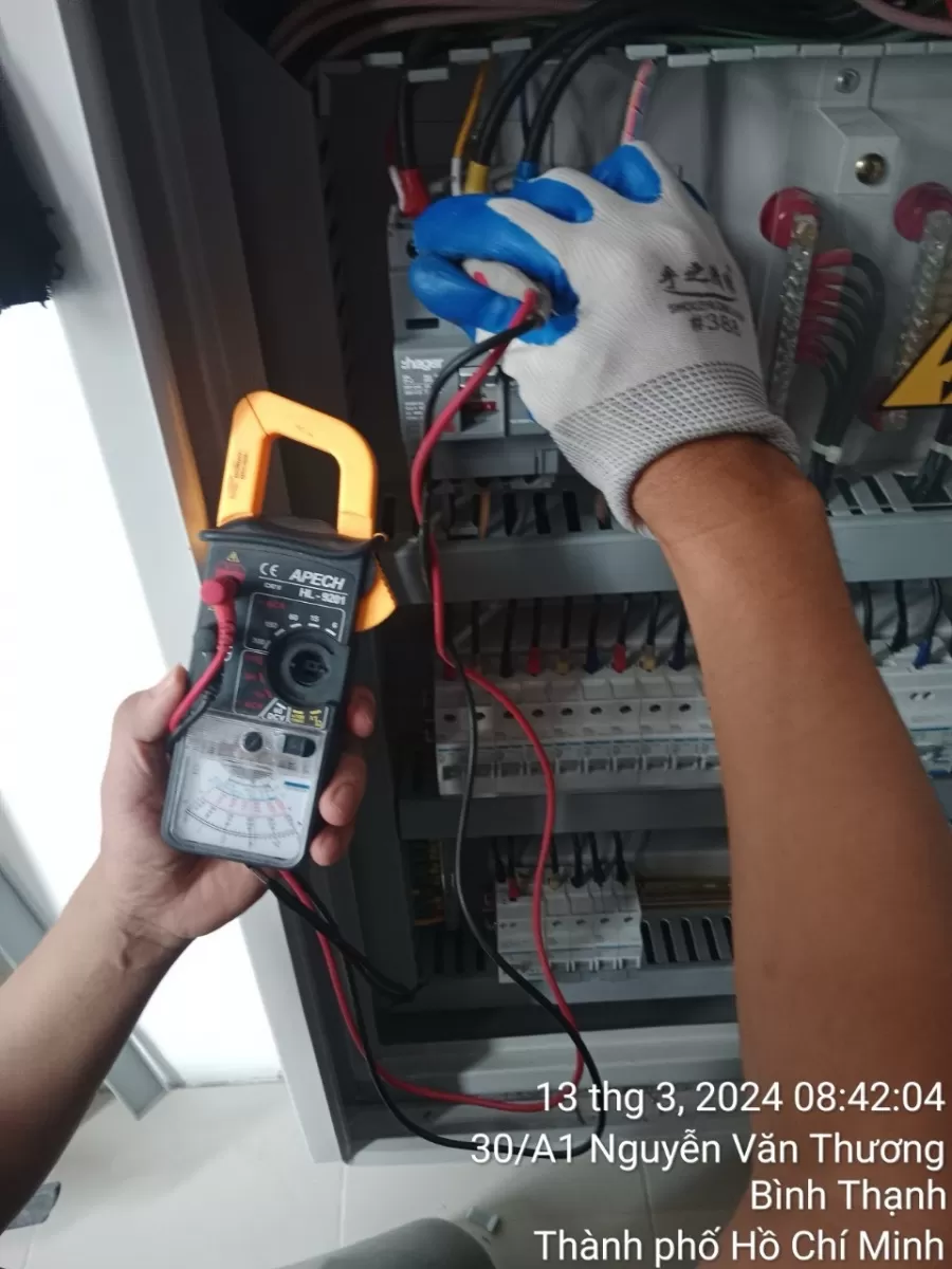 dịch vụ xử lý các sự cố về điện tại nhà Hoàng Long